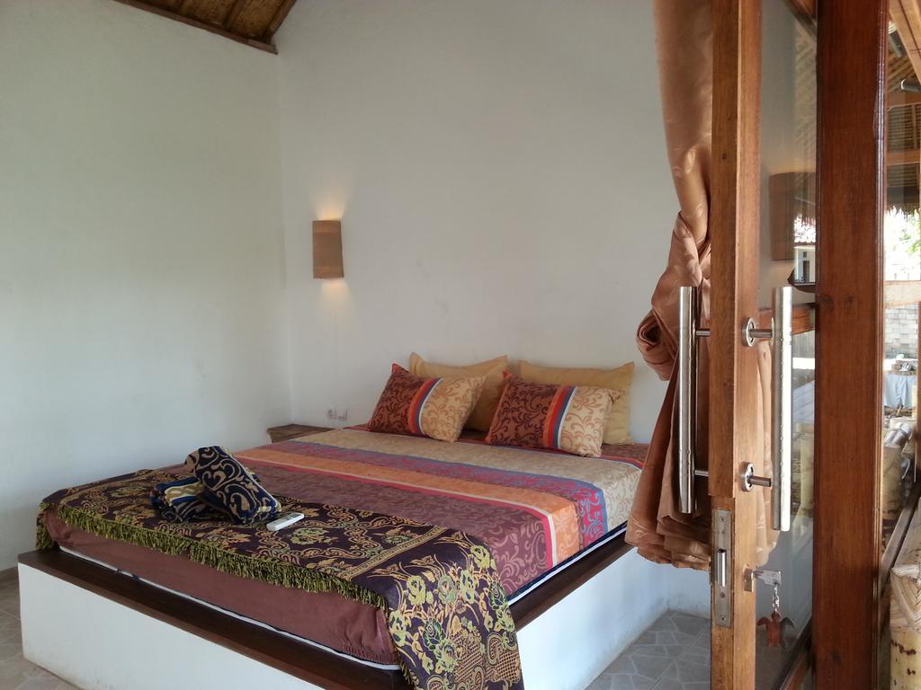 Classico Italiano Bed and Breakfast Gili Air Rum bild