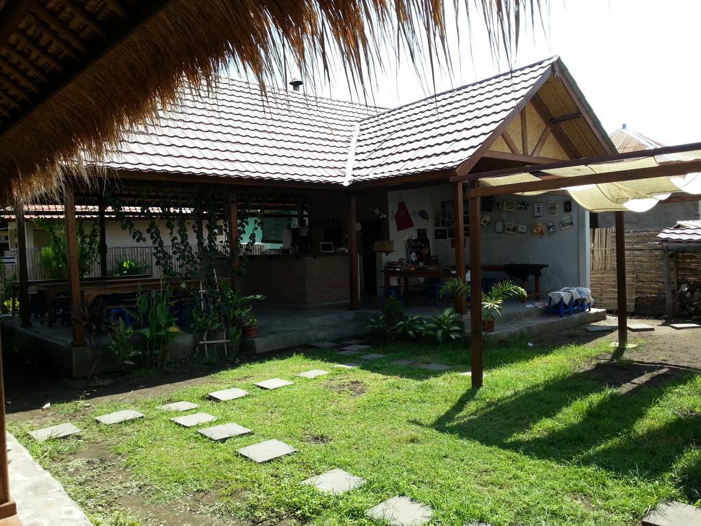 Classico Italiano Bed and Breakfast Gili Air Rum bild